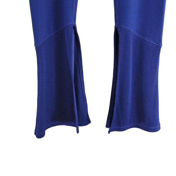 Puma classic split flare leggings Size Small - Picture 3 of 6